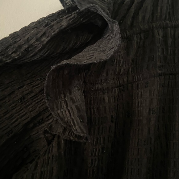 Black Textured Top - Picture 5 of 11